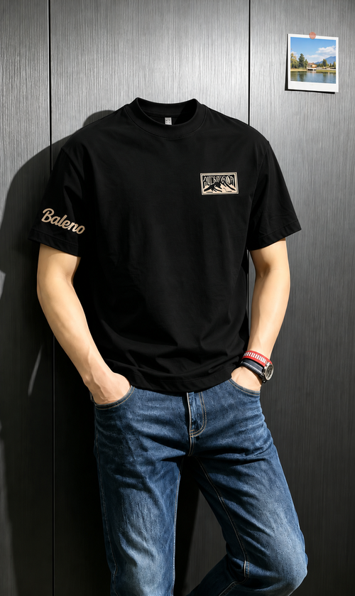 T-Shirt Vintage Block Text