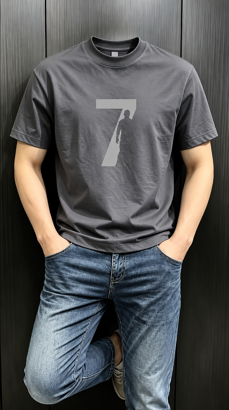T-shirt Number 7