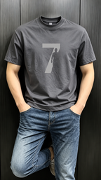 T-shirt Number 7