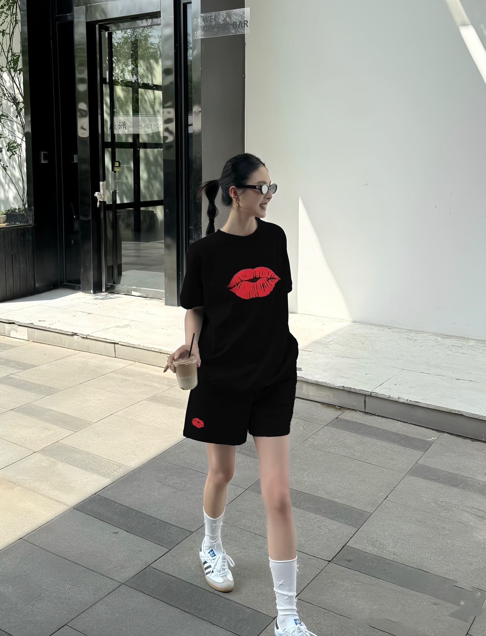 Bộ thun môi đỏ
