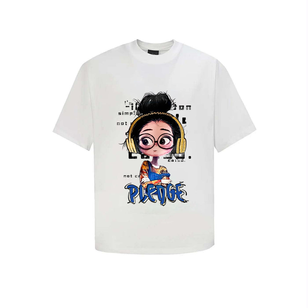 The Girl take the headphone streetwear  T-Shrit