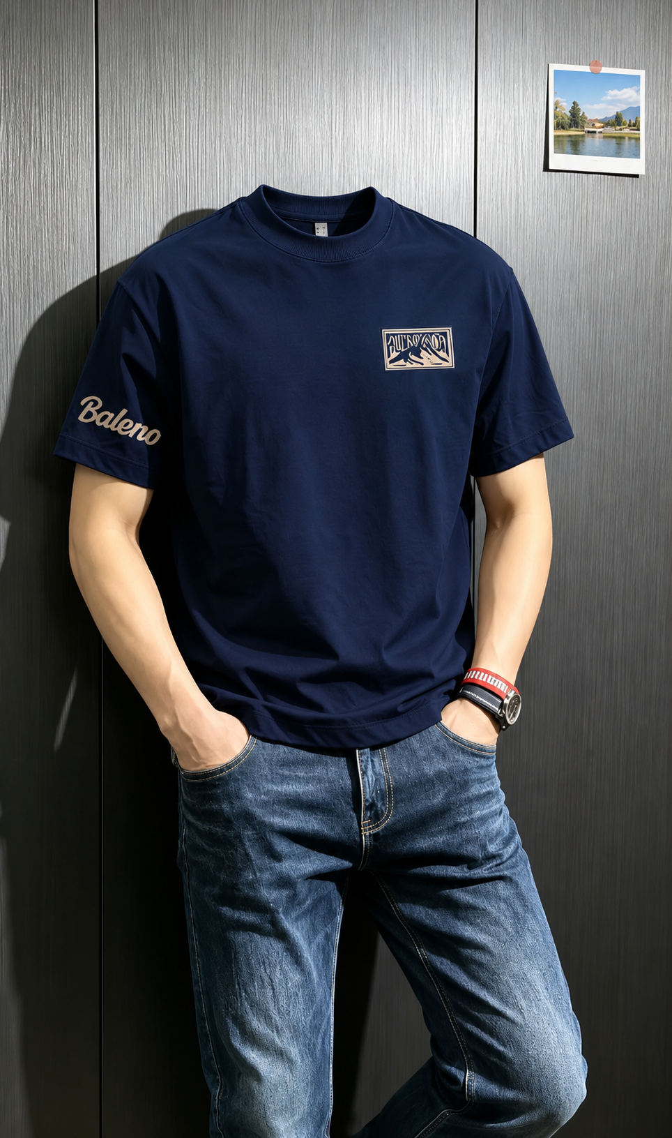 T-Shirt Vintage Block Text